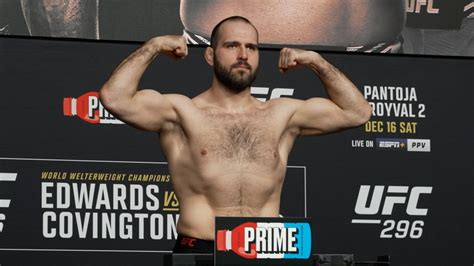 Photos: UFC 296 official weigh-ins