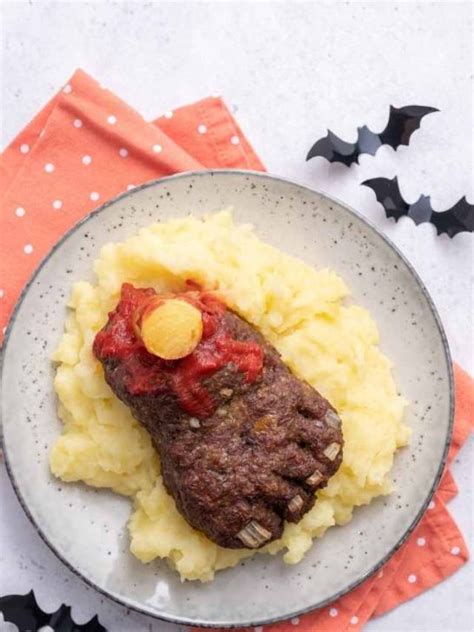 Halloween Feet Loaf Recipe: A Tasty Halloween Meatloaf