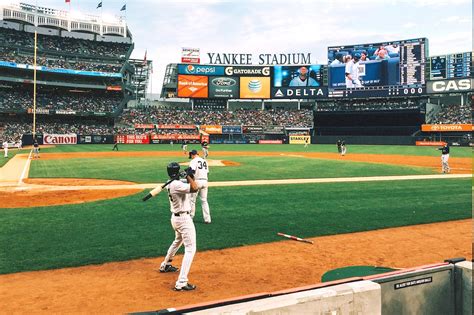 Yankee Stadium in New York - Home to the New York Yankees – Go Guides