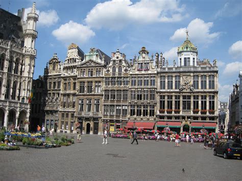 La Grand-Place, Brussels (1998) UNESCO 世界遺産 Grand Place, Brussels ...