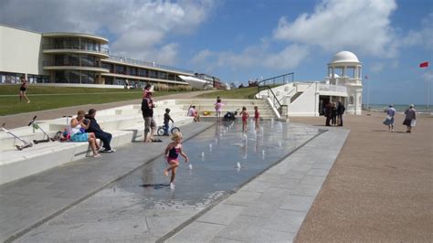 De la Warr Pavilion – An Ocean Liner at last Grounded in a Landscape - The Garden Visitor