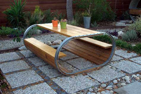 Baril Picnic Table | A picnic table inspired by a wine barre… | Flickr