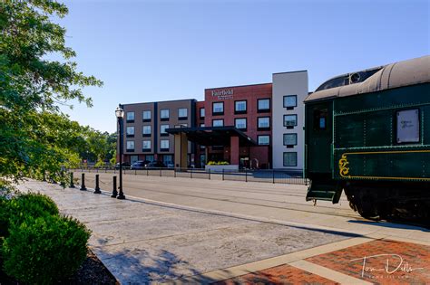 Fairfield Inn & Suites in Jasper, Indiana | Tom Dills Photography Blog