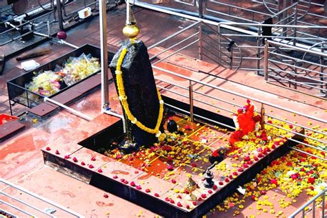 Shani Shingnapur, Ahemadnagar, Maharashtra, India | Indian Religious ...