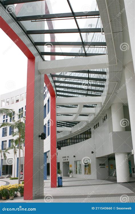 9 Jan 2005 Capture the Architecture and Design of the Campus of HKUST ...