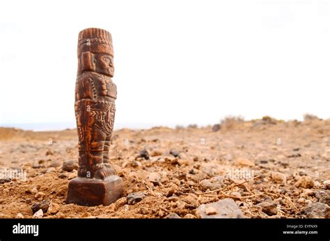 Ancient Maya Statue Stock Photo - Alamy