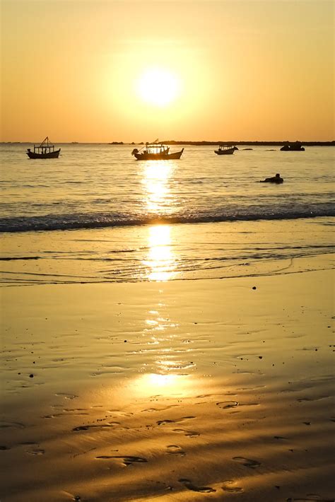 Ngapali Beach Sunset | msoe | Flickr