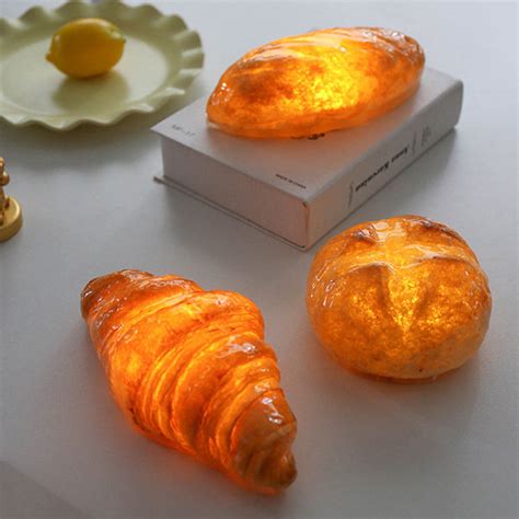 Bread-Inspired Night Lights - ApolloBox