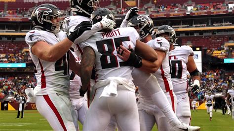 Falcons vs. Commanders: Best photos from Week 12 matchup