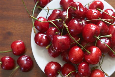 10 Amazing Benefits of Cherry Fruit for Your Health and Well-Being ...