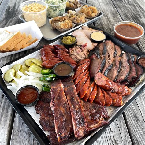 A BBQ Platter from Corkscrew BBQ : r/HoustonFood