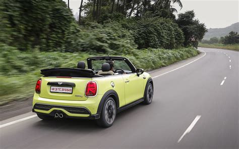 MINI Cooper Convertible - Roof | MINI Cooper Convertible Images