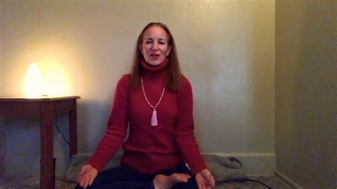 Chanting Om = Aum Meditation - YouTube