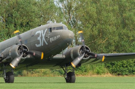 Douglas C-47 Skytrain Online Photo, Douglas, Fighter Jets, Aviation, Platform, Photography ...