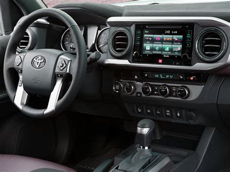 2016 Toyota Tacoma review