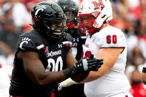 UC Football Reveals Homecoming Uniforms - All Bearcats