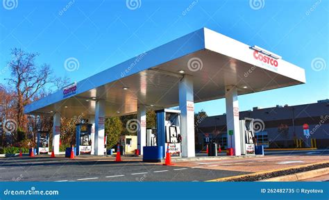 Costco Gasoline Gas Station Editorial Image - Image of station, commerce: 262482735