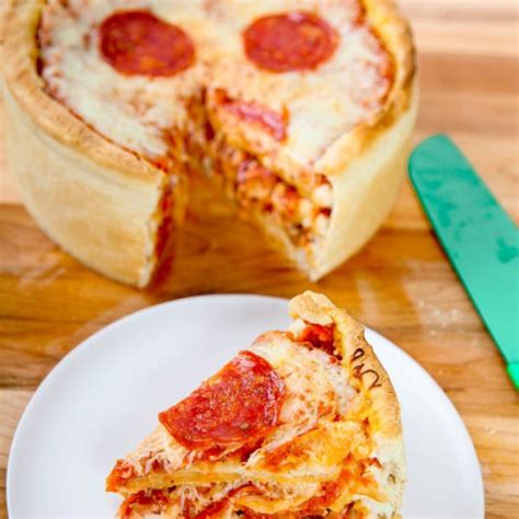 ULTIMATE PEPPERONI PIZZA CAKE - Baking Beauty