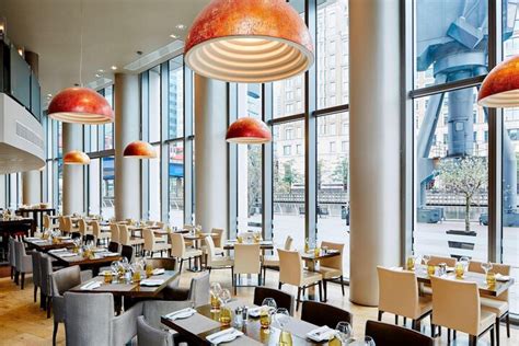 London Marriott Hotel Canary Wharf London | Bookonline.com