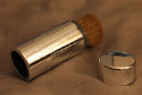 Bare Escentuals Refillable Buffing Brush