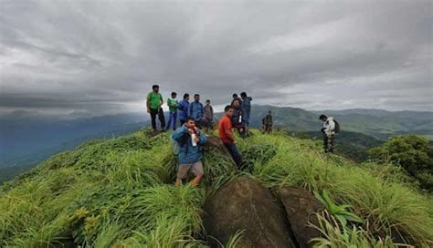 5 Must Visit Places for Trekking in Chikmagalur - lifeberrys.com