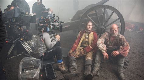 'Outlander': Our Favorite Behind-the-Scenes Moments Over 7 Seasons (PHOTOS)