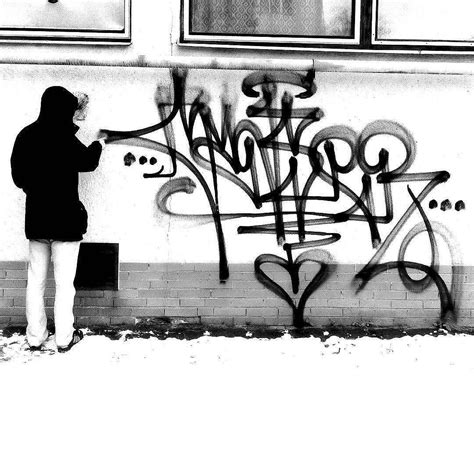 There's Art In A Tag! on Instagram: “more one-line madness by Canser (@everytagcounts) . #kanser ...