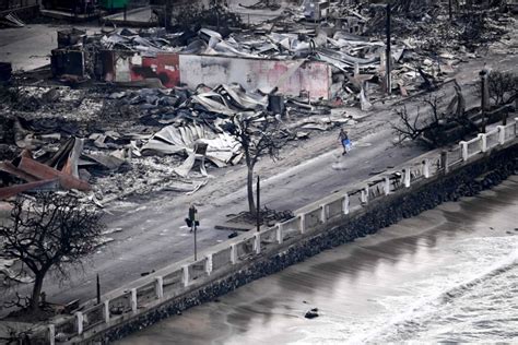 Photos capture the deadly Maui wildfires and the tragic wreckage