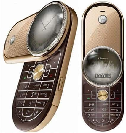 10 HP Motorola Jadul yang Paling Unik dan Legendaris