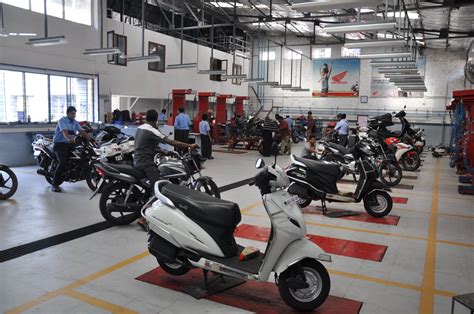 honda-service-centre -06 - Honda Two Wheeler Showroom in Pune- B.U.Bhandari