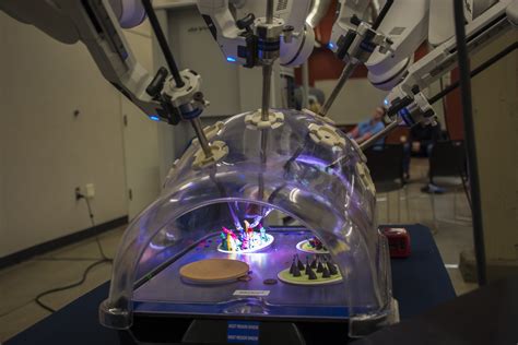 Da Vinci surgical robot visits WSU Spokane | WSU Spokane News & Events | Washington State University