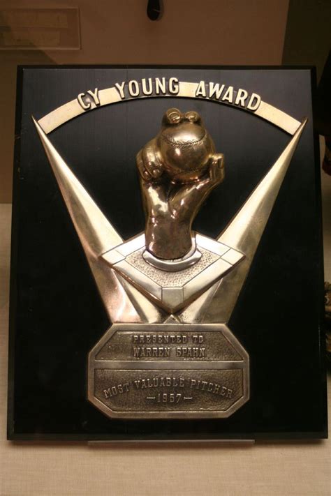 1957 Cy Young Award - Warren Spahn | Cy young award, Cy young, Baseball star