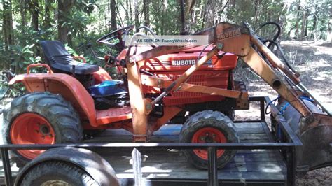 Kubota Tractor B6200 With Loader And Bush - Hog