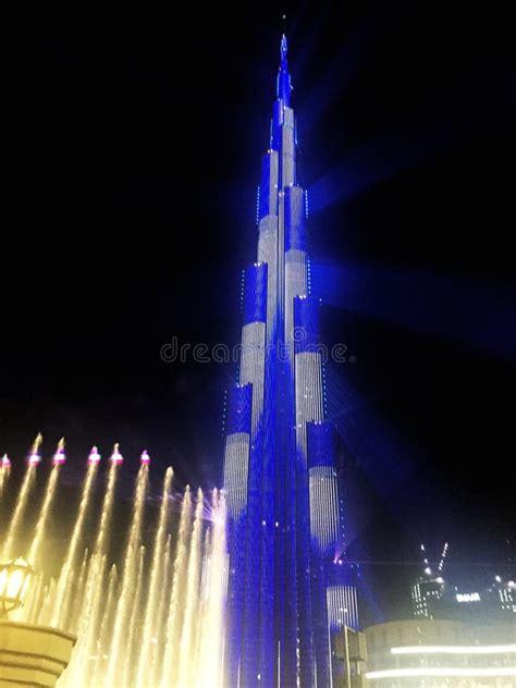 DUBAI, UAE -March 8, 2018. Laser Show at the Burj Khalif Tower B Editorial Image - Image of ...