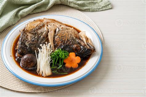 Boiled Fish Head with Soy Sauce 9931018 Stock Photo at Vecteezy