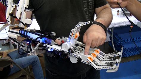 Functioning Cyborg Arm Built From LEGO Mindstorms Bricks