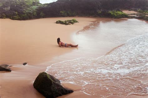 Hiking to Kauai's secluded Secret Beach - Hawaii Magazine