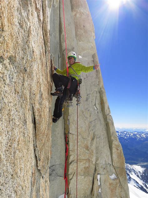 A Sea of Dreams for Arc’athlete Jorge Ackermann on Fitz Roy – 3 days, 1,200 meters, 34 pitches ...