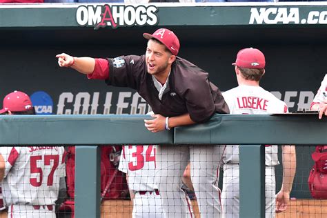 CWS Photo Gallery – Game 3 vs Florida | Arkansas Razorbacks