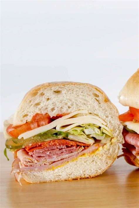 Italian Pepperoni Sandwich - IzzyCooking