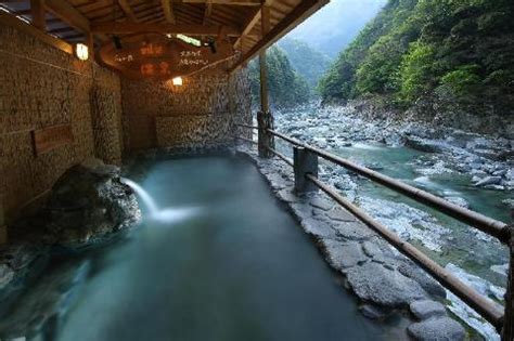 17 Ryokans with Private Onsen in Shikoku - Tourist in Japan