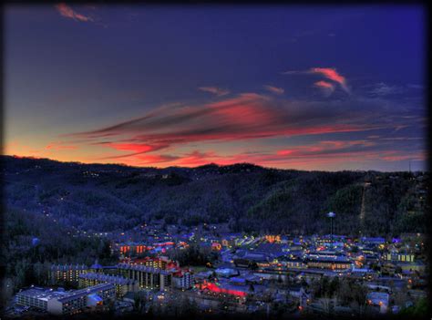 Where to See the Sunset in Gatlinburg | Gatlinburg vacation, Gatlinburg ...