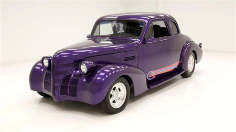 1939 Pontiac Coupe | Classic Auto Mall