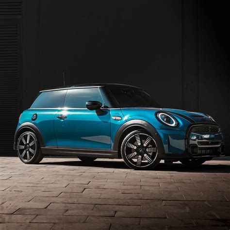 MINI Cooper Sport Mode – All You Need to Know | BimmerTech