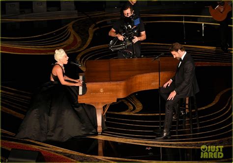 Lady Gaga & Bradley Cooper's Oscars 2019 Performance of 'Shallow ...