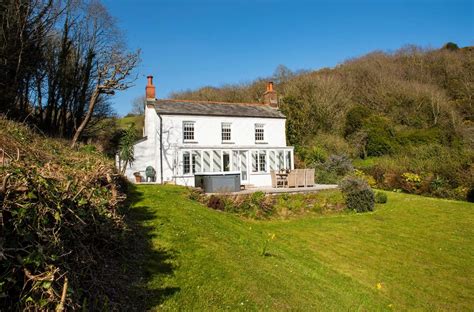 Fowey Cottages | 30 Self Catering Holiday Cottages in Fowey