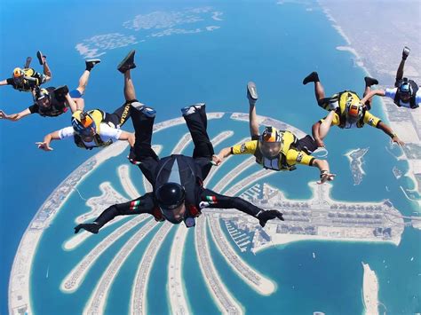 Five Reasons To Try Skydiving In Dubai | CTC