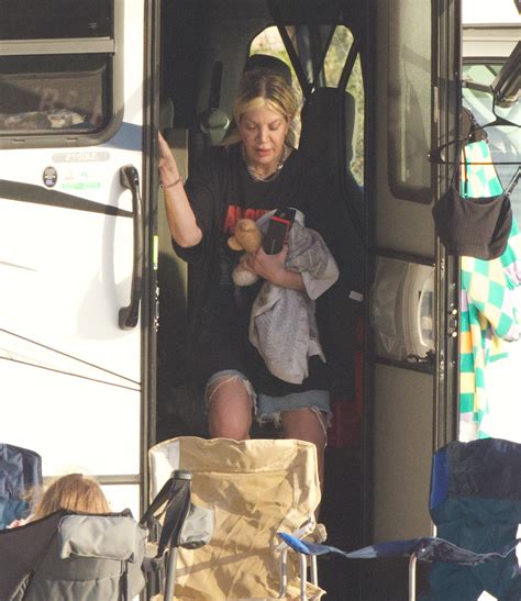 Tori Spelling and her kids living in RV after moving out of motel