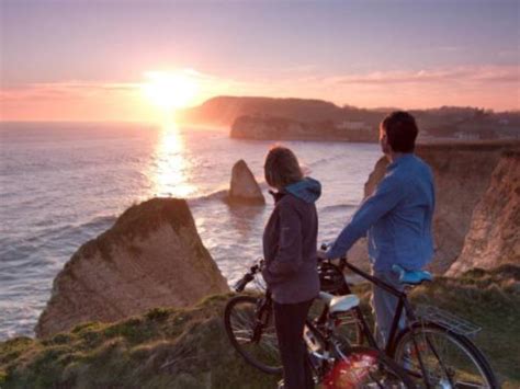 Isle of Wight cycling vacation, England | Responsible Travel