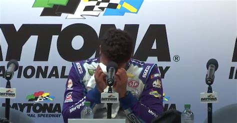 Bubba Wallace was emotional after his Daytona 500 finish | Fanbuzz